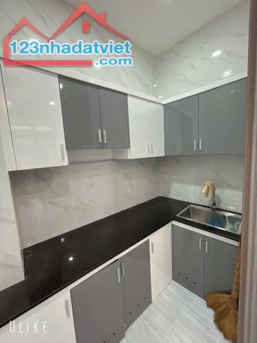 BÁN NHÀ HẺM 76 BÀ HOM QUẬN 6 - 22M2 - 1