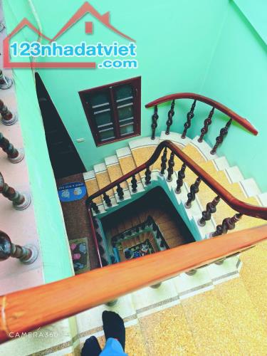 BÁN NHÀ NGUYỄN KHANG 55M – NGÕ THÔNG CÁCH Ô TÔ 20M – NHÀ CŨ 4 TẦNG – KHUNG CỘT BÊ TÔNG - 3