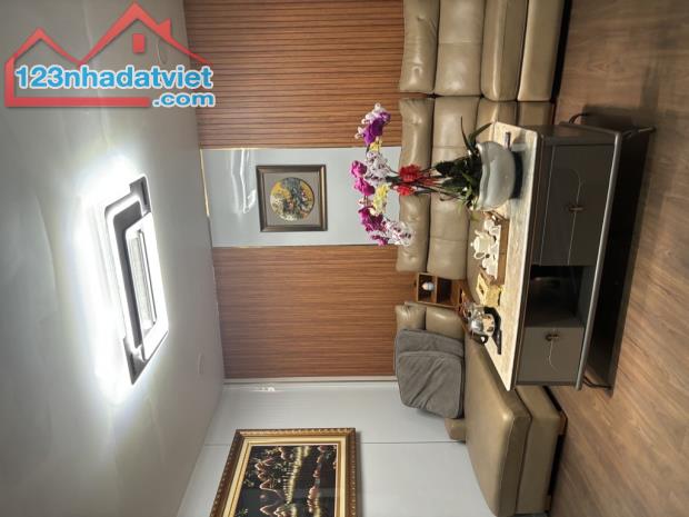 NHÀ VILLA BÁN GIÁ BÌNH DÂN. XE HƠI 7c VÔ NHÀ. NGANG LỚN, DT 145m2👉 18tỷ. P8, GÒ VẤP, HCM - 1