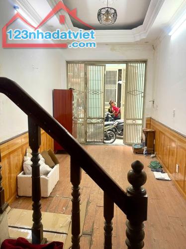 Bán nhà dân xây ngay Chợ Mơ - Minh Khai, Hai Bà Trưng, 25m2x4 tầng, sổ đỏ 4.35 tỷ