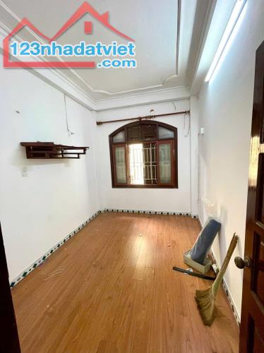 Bán nhà dân xây ngay Chợ Mơ - Minh Khai, Hai Bà Trưng, 25m2x4 tầng, sổ đỏ 4.35 tỷ - 1