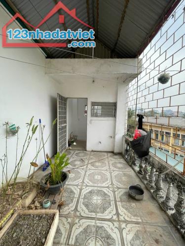 Bán nhà dân xây ngay Chợ Mơ - Minh Khai, Hai Bà Trưng, 25m2x4 tầng, sổ đỏ 4.35 tỷ - 4