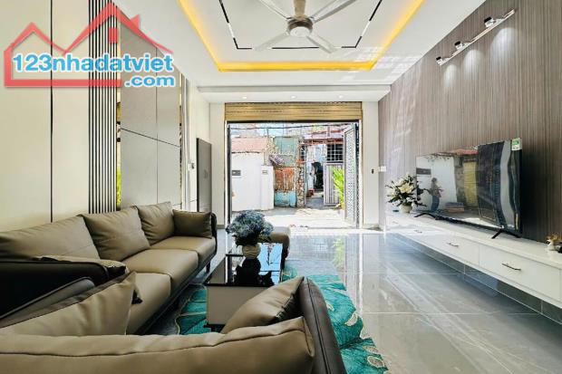 Bán nhà hẻm xe hơi, Phạm Văn Chiêu, Gò Vấp, 4 x 14m, 53 m², 4 tầng - Giá 7.3 tỷ TL - 2
