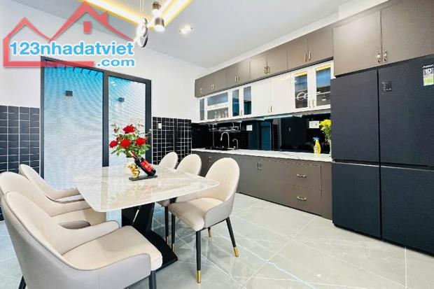 Bán nhà hẻm xe hơi, Phạm Văn Chiêu, Gò Vấp, 4 x 14m, 53 m², 4 tầng - Giá 7.3 tỷ TL - 4