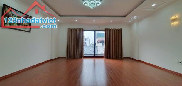Hiếm - Trịnh Công Sơn - Lạc Long Quân - Ngõ thông - Gần phố - 141m - Chào 20tỷ có TL - 2