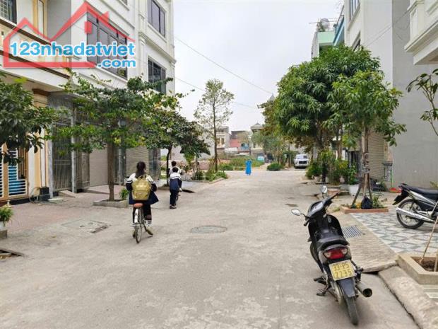 BÁN NHÀ C4 KĐG PHÚ LƯƠNG, 50M* MT 5M GIÁ CHỈ 9 TỶ, Ô TÔ, KINH DOANH VP