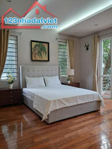 Gía Tốt BT Vườn Mai 720M2 Mặt Tiền 20M 73 Tỷ Bề Thế Khoảng sân vườn rất rộng - 3