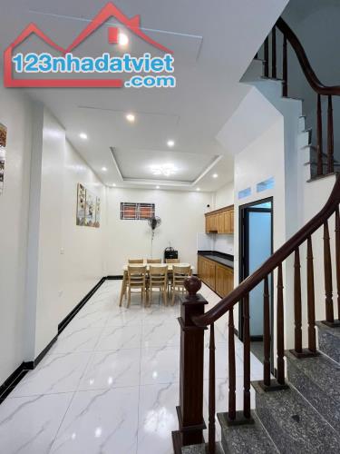 🏡 BÁN NHÀ MẶT ĐƯỜNG PHỤNG CHÂU, CHƯƠNG MỸ - NHÀ ĐẸP, VỊ TRÍ ĐẮC ĐỊA, GIÁ HỢP LÝ! - 3