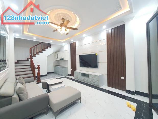 HOT, HIT, HIẾM 40M, 5 TẦNG, 4.5MT, CHỈ NHỈNH 8 TỶ. - 1