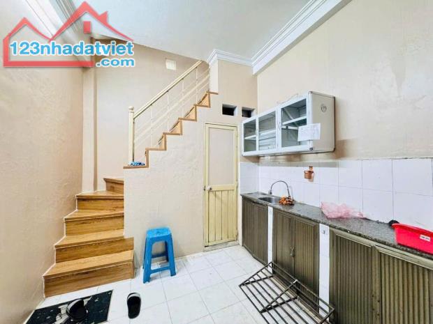 CỰC HIẾM-NHÀ LINH QUANG ĐẸP, NGÕ NÔNG, RA OTO TRÁNH 50M, 2PN_15m2x4TẦNG CHỈ 2,35 TỶ