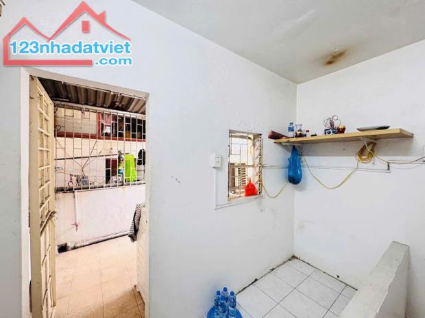 CỰC HIẾM-NHÀ LINH QUANG ĐẸP, NGÕ NÔNG, RA OTO TRÁNH 50M, 2PN_15m2x4TẦNG CHỈ 2,35 TỶ - 3
