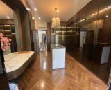 Gấp bán nhà Thủ Đức, dt 160m2, 4 tầng, gần công viên Cao Đức Lân, Quận 2(cũ).