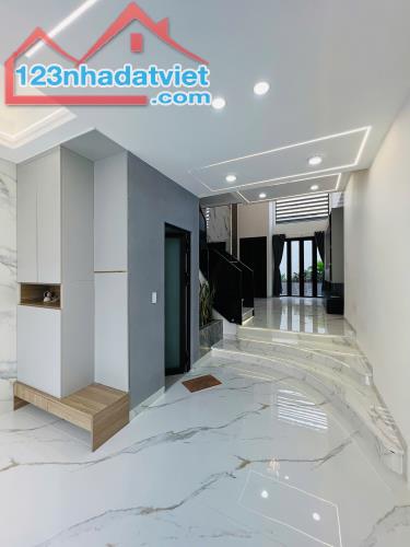 Nhà Đẹp Ngay Chợ Phạm Đăng Giảng Full Nội Thất Hiện Đại 64m² 5 Tầng 6.88 Tỷ SHR - 1