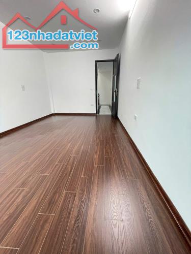 BÁN NHÀ THANH LÂN, HOÀNG MAI - 48M2 x 5 TẦNG - GIÁ 5.65 TỶ - 4