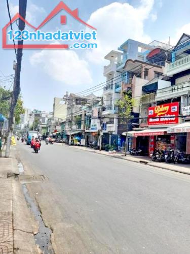 Mặt tiền kinh doanh Hưng Phú 3x11 chỉ 9 tỷ 5