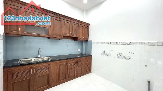 (S354)🏠Nhà mới ở ngay-3 Tầng-4pn-Giá chỉ 4,8.ty ✅Diện tích 4m❌12m. 👉Âu Cơ-Phú Trung-Tân - 2