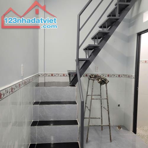 NHÀ MỚI ĐẸP GIÁ RẺ CHỈ 980 TRIỆU, DIỆN TÍCH 4X8, ĐÔNG THẠNH, HÓC MÔN - 3
