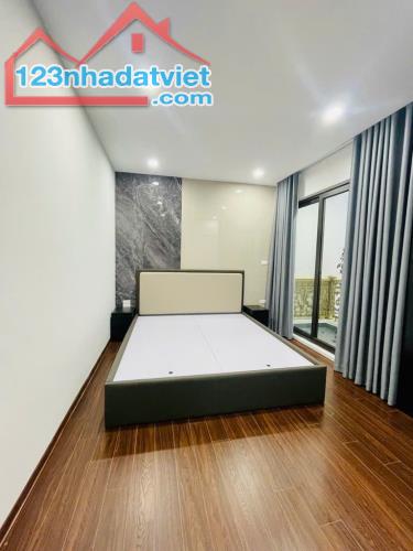 SIÊU PHẨM NHÀ ĐẸP 5 TẦNG, THANG MÁY, SỔ ĐỎ 71M2; 11,85 TỶ - 3