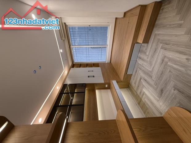 Bán nhà Thịnh Quang ngõ to, nhà thiết kế  mới đẹp 2 thoáng 40m giá 7.6 tỷ . - 2