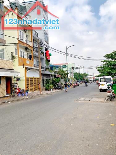 Mặt tiền view sông Ba Đình 4x23 nở hậu 6 chỉ 14 tỷ 2