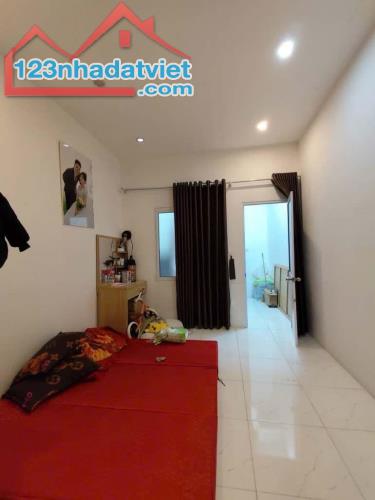 Nhà đẹp Văn Chương 26m2 x 4 tầng, mt 4m2, 3 ngủ, gần phố, thoáng đẹp, full đồ, ở ngay. - 2