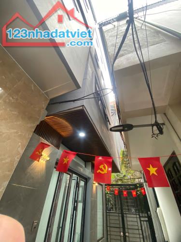 BÁN NHÀ ĐỘI CẤN 36M2- 5 TẦNG DÂN XÂY SỔ ĐỎ CHÍNH CHỦ, GIÁ 8.2 TỶ TL - 1