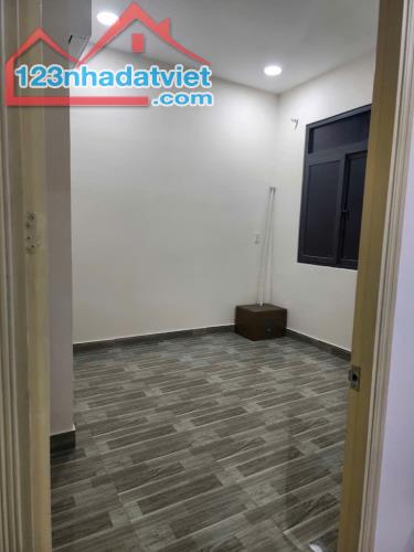 GIÁ TỐT, MT KINH DOANH 10M, DT 94M2(NGANG 7.1M), NGAY BV LÊ VĂN THỊNH, BÌNH TRƯNG ĐÔNG - 4