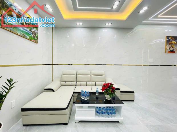 Bán nhà Hẻm 4.5m Quang Trung, P11, GV, 4.5 x 10m, 2 tầng, 5.25 Tỷ TL - 2