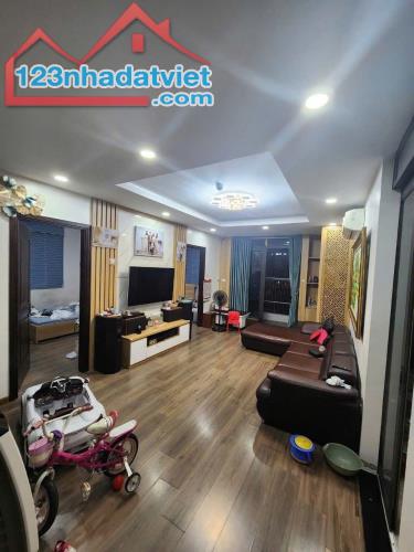 BÁN NHÀ CHUNG CƯ A10 – CT2 NAM TRUNG YÊN 90M2 3 NGỦ,FULL NỘI THẤT - 2