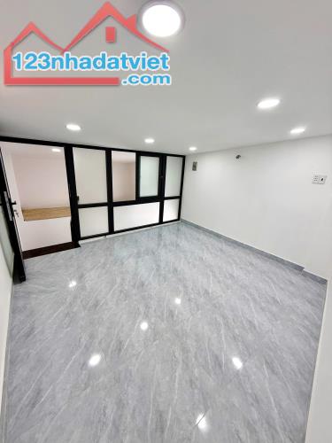 Nhà mới lửng, 2 lầu Hẻm 90 Âu Dương Lân P3Q8 - 4