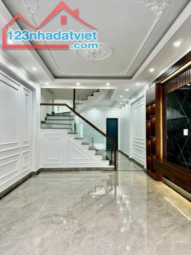 Bán nhà 3 tầng ngay cổng bệnh viện Nhi Đức, Kiến An - 1