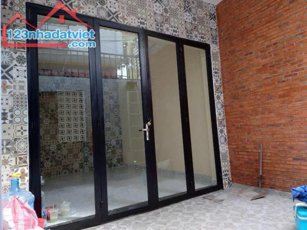 NGAY CHỢ THỦ ĐỨC - 55m2 - ĐẤT DÂN CƯ HIỆN HỮU