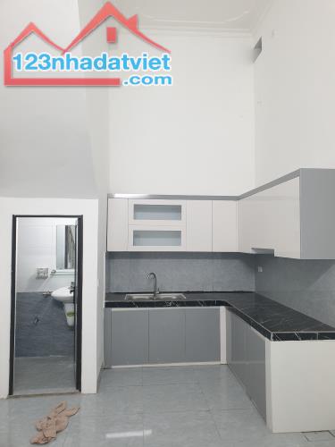 BÁN NHÀ 1.45 TỶ 2 TẦNG 65M2 ( HƯỚNG NAM ) NGÕ TRẦN NHÂN TÔNG - 2