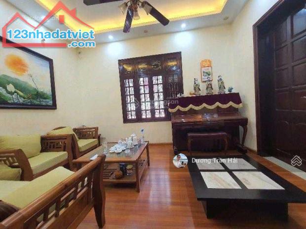 Bán nhà PL Nguyễn Khánh Toàn - Cầu Giấy - 110m2 x MT 5m - Ô Tô - KD Văn Phòng - 4