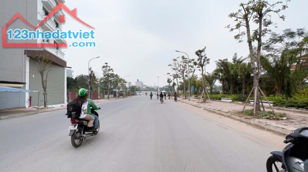 SIÊU HIẾM, ĐẤT VÀNG TÁI ĐỊNH CƯ NGỌC THỤY 70M, MT4M, VIEW HỒ ĐIỀU HÒA, CÔNG VIÊN. - 4