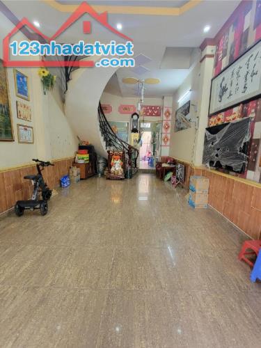 BÁN NHÀ HẺM 110 BÀ HOM QUẬN 6 - 56M2