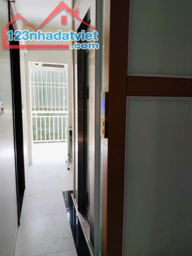 Nhà dân Đại La 46/50m2 6T thang máy 2 thoáng 20m ra phố 9N 13 tỷ 5. LH Khánh 0972858666 - 1