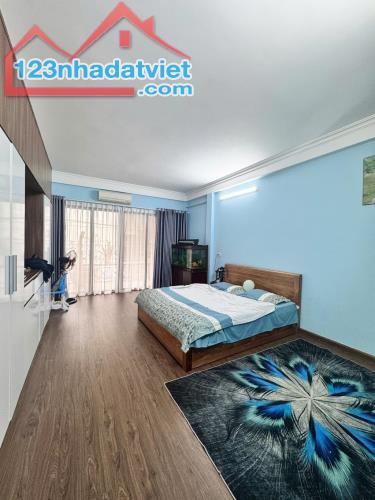 Bán nhà 12,9 tỷ ngã tư Kim Đồng-Trương Định, 71m2 x 4T đẹp, ngõ thông kinh doanh, ô tô đỗ - 2