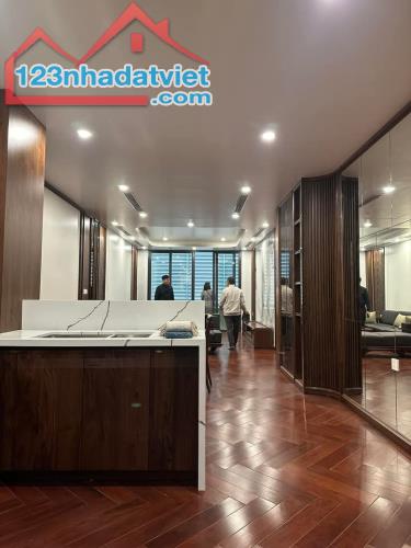 Bán nhà mặt phố Láng Hạ, Ba Đình 120m2, 6 tầng, kinh doanh đỉnh, chỉ 61 tỷ. 0971813682. - 2