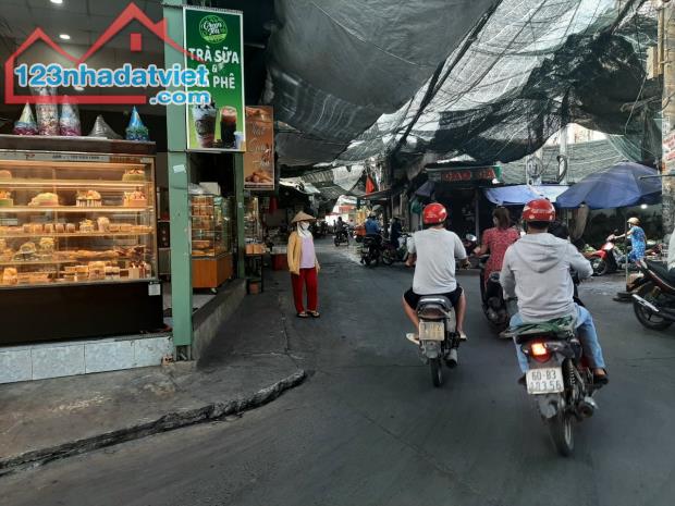 Bán nhà cấp 4 DT 93 M2 gần chợ nhỏ KP1 Phường Tân Hiệp.