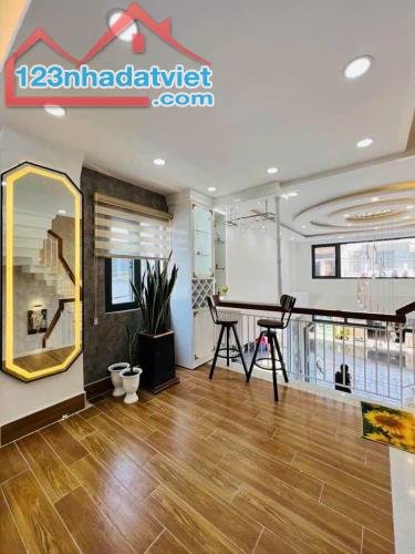 Nhà mới ở ngày 5m x14m , xe hơi để trong nhà, rất phù hợp kinh doanh - 2