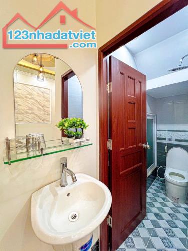 Nhà đẹp hẻm 11 (Hẻm 7B) đường Nguyễn Văn Linh, Ninh Kiều, Cần Thơ - 4