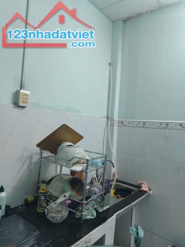 2.6 tỷ-43m2- bán nhà C4- LÃ XUÂN OAI - SÁT HẺM XE HƠI -43M2- KHÔNG QUY HOẠCH - 3