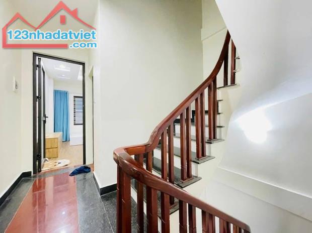 38mx5 tầng ngõ 151 Nguyễn Đức Cảnh đẹp ở luôn 7.55 tỷ. Ngõ nông - 4