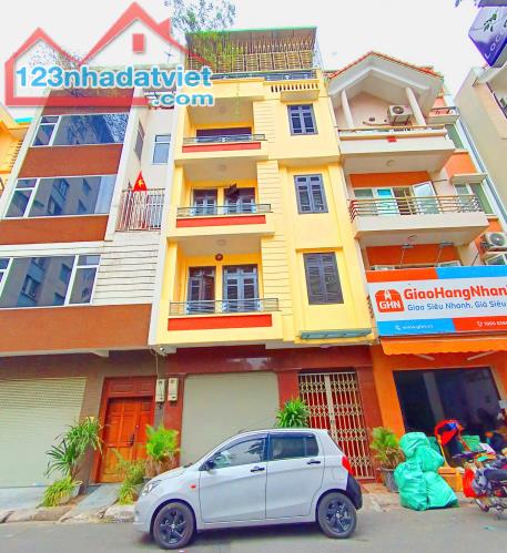 (NGÕ 4 PHƯƠNG MAI) Bán nhà phân lô ngõ 4 PHƯƠNG MAI, Đống Đa. Ô tô đỗ cửa, dân trí cao. - 1