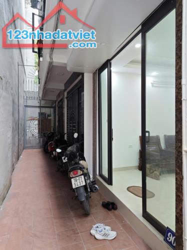 Bán nhà Minh Khai, khu vực trung tâm, MT3.2, 4T, diện tích hiếm, giá tốt, vào ở ngay. - 5