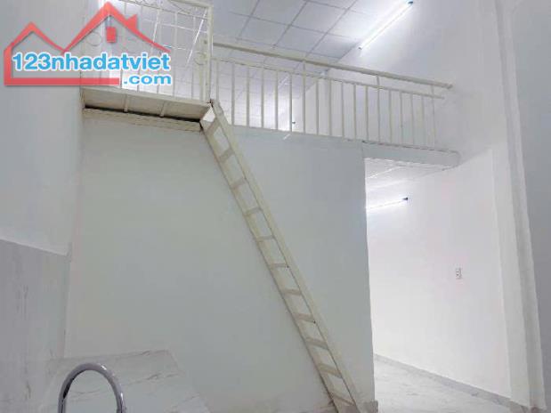 Bán nhà mặt tiền kinh doanh, giáp Lê Văn Khương, 1 trệt, quận 12, hẻm 8m, 4x17, nhỉnh 5 tỷ - 2