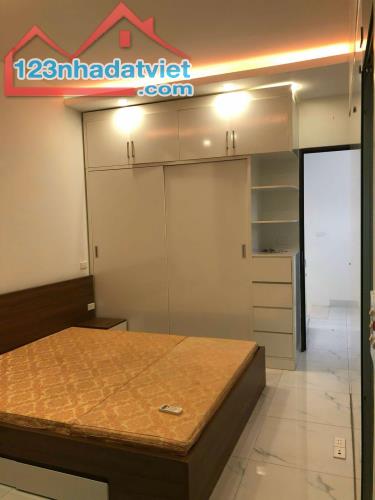 Tìm chủ mới nhà 64m x 3 tầng Ngũ Hiêp. 16 chỗ đỗ cửa. Giá hơn 4 tỷ - 1