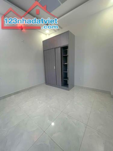 Nhà 4 tầng, 65m2, ngang 4.5m, Lò Lu, Trường Thạnh, HXH 8m, nhỉnh 4.5 tỷ - 4