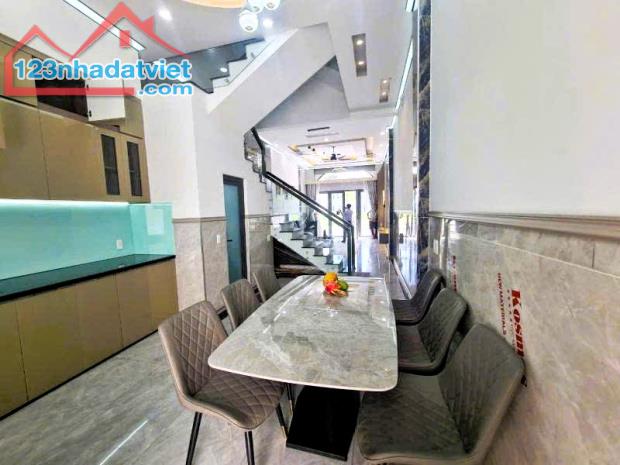 Bán nhà mới 4 tầng 63m2 Quốc Lộ 13, Hiệp Bình Phước, 7.7 tỷ, sổ hồng hoàn công - 1